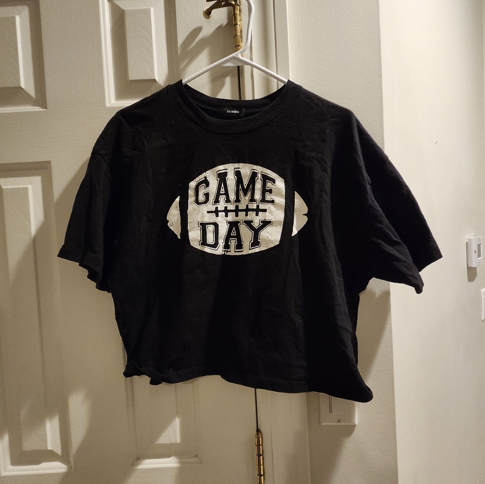 Cropped Game day T shirt